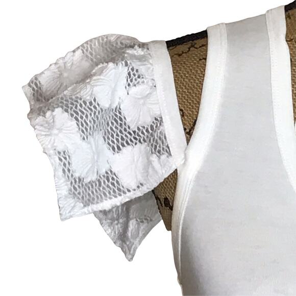 See By Chloe Size 36 White Cold Shoulder Floral Lace Ruffle Tank Top Romantic - Picture 5 of 16